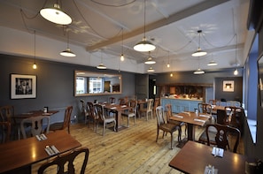 Free daily cooked-to-order breakfast - The Coach House (Sandy)