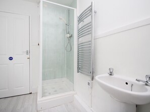 Cottage | Bagno | Doccia, asciugacapelli