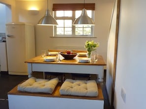 Cottage | Interior
