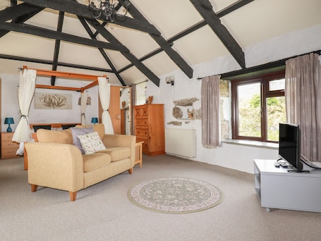 Cottage | Interior. Foxes