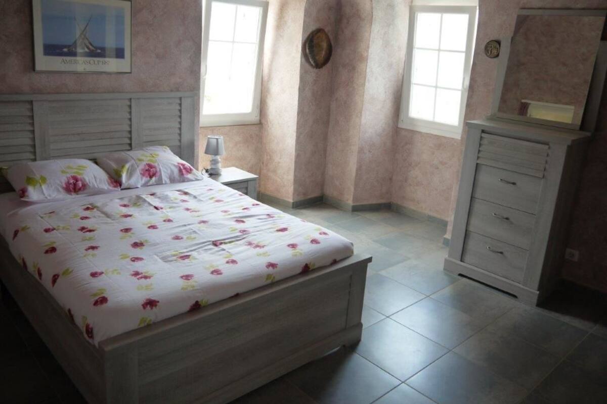 In-room safe, individually decorated, individually furnished