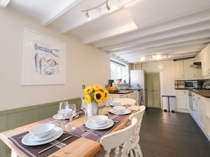 Cottage | Interior