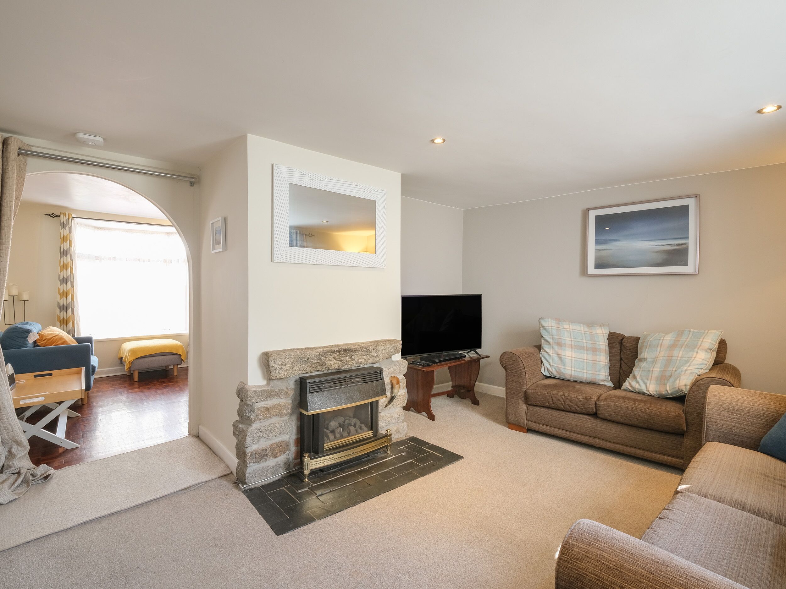 Cottage | Living room | TV