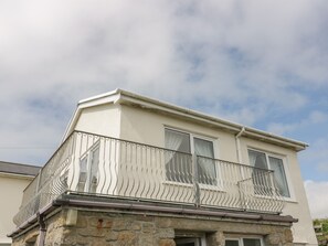 Exterior - The Lookout (Penzance)