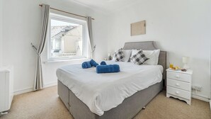 Chaumière | 1 chambre, accès au Wi-Fi (inclus), décor unique, ameublement unique