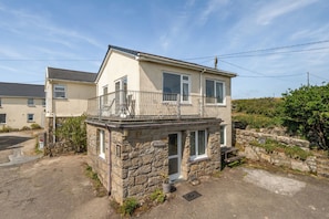 Cottage | Exterior