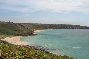 Cottage | Beach