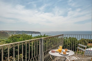 Cottage | Outdoor dining