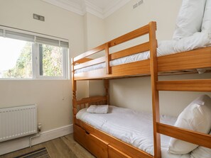 Cottage | Interior - Rivercrest (Looe)