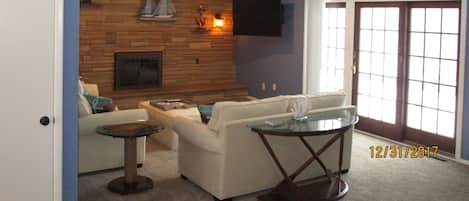 TV, fireplace, video games, DVD player