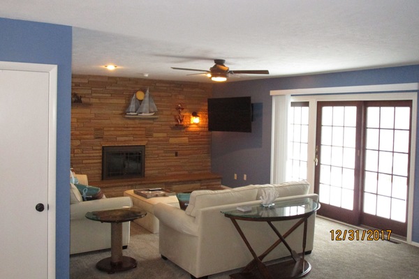 TV, fireplace, video games, DVD player