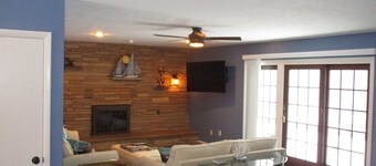 Newly Renovated in 2017/2018! Large 2 Acre Lot. Lots of Parking! Has AC!