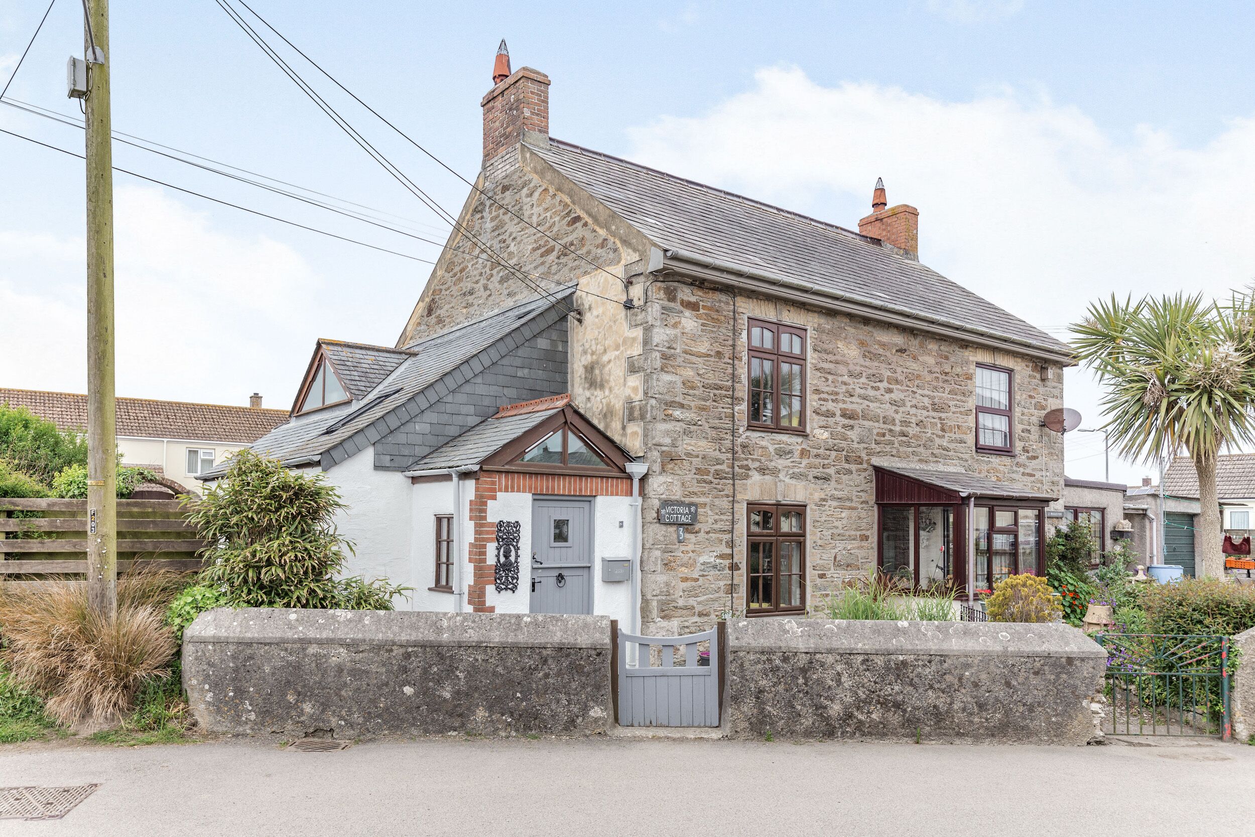 Cottage | Interior