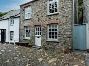 Exterior - Cobble Cottage (Boscastle)