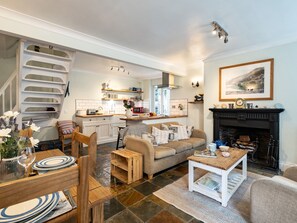 Cottage | Living room | TV, DVD player - Cobble Cottage (Boscastle)