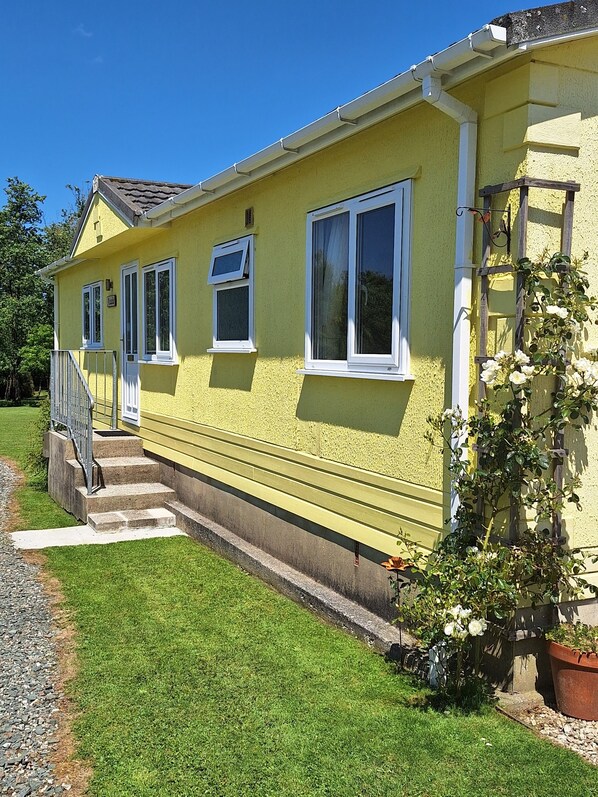Exterior - Thornbury Holiday Park (Holsworthy)
