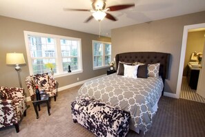 4 dormitoris, escriptori, planxa i posts de planxar i wifi gratuïta