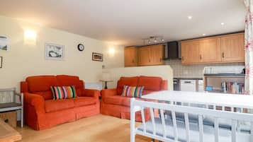 Cottage | Area keluarga | TV dan pemutar DVD