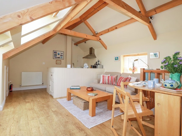 Cottage | Living area | TV, DVD player - Mithian Cottage (St. Agnes)