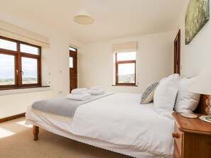 Cottage - Castle Dore Barn (Par)