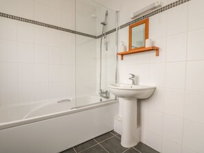 Cottage | Bathroom - Shoreline (Penzance)