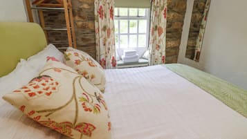 Casa de campo | 3 quartos, individualmente decorados, individualmente mobiliados