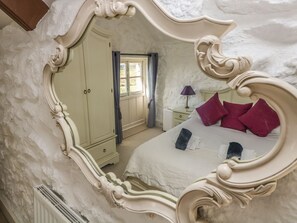 Cottage | Interior - Boar's House (Penzance)