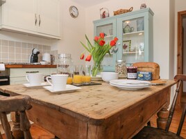Cottage | Private kitchen | Highchair, cookware/dishes/utensils