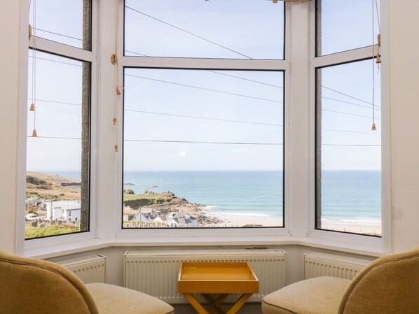 Cottage | Interior - Porthmeor Beach House (St Ives)