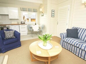 Cottage | Interior - Sam's Cabin (Liskeard)