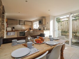 Lavavajillas, utensilios de cocina