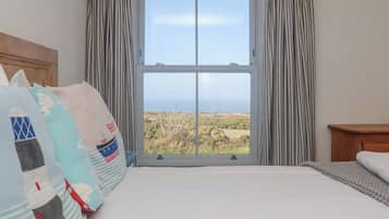 Cottage | 3 bedrooms, individually decorated, individually furnished, free WiFi