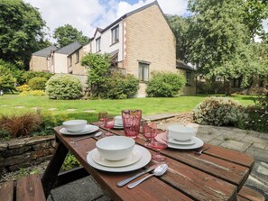 Cottage | Outdoor dining