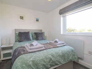 1 habitación, decoración personalizada y muebles diferentes 