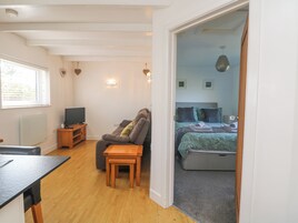 Cottage | 1 bedroom, individually decorated, individually furnished, free WiFi