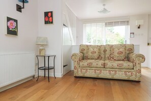 Cottage | Living area | TV - Bolitho's Retreat (Helston)