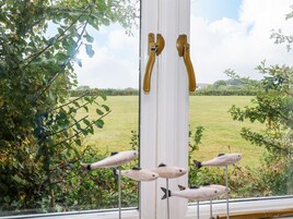 Cottage | Property grounds