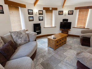 Cottage | Living area