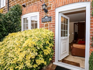Cottage | Interior