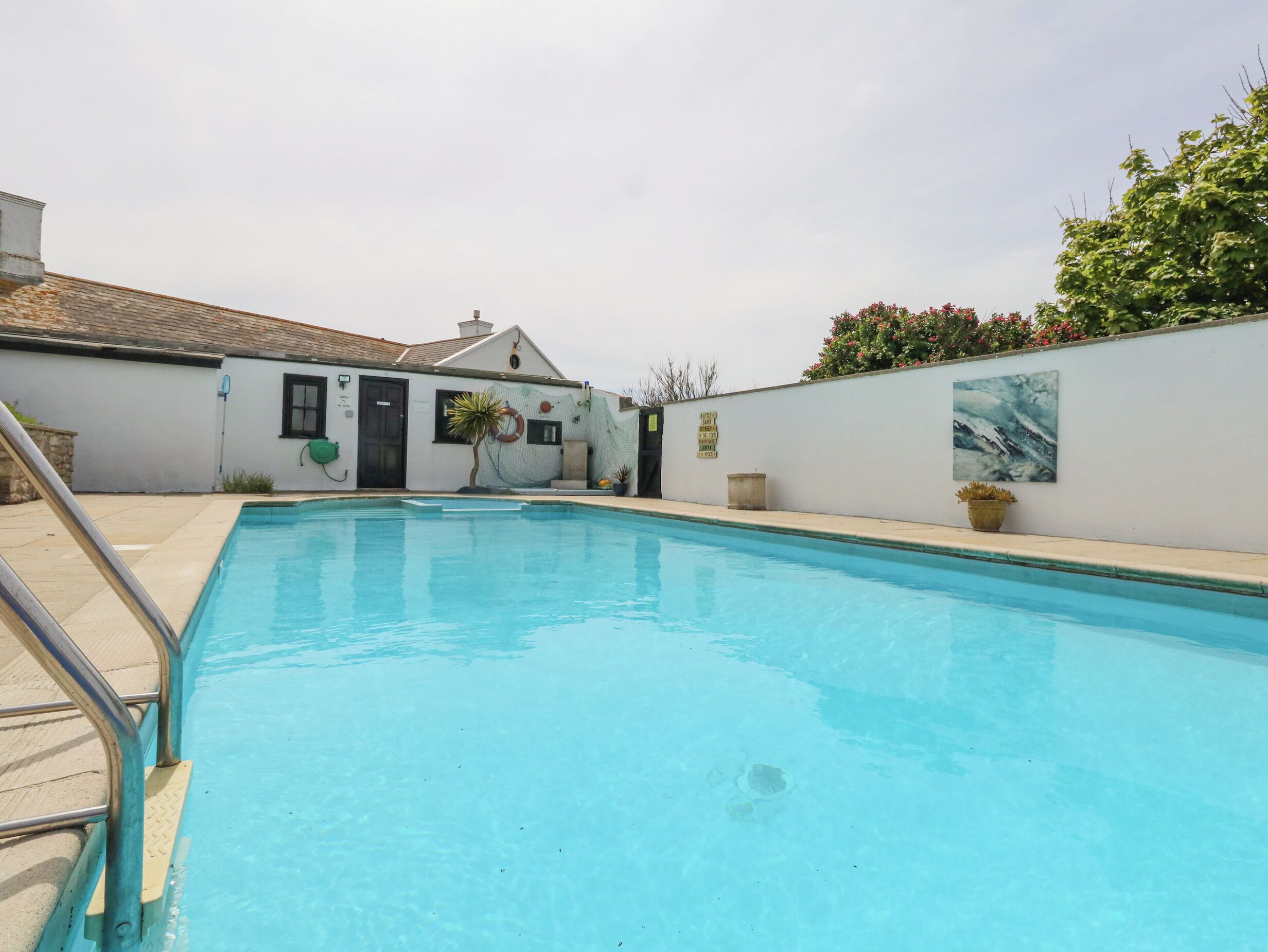 Casa de campo | Piscina | Una piscina al aire libre