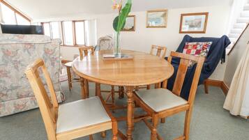 Cottage | Tempat makan