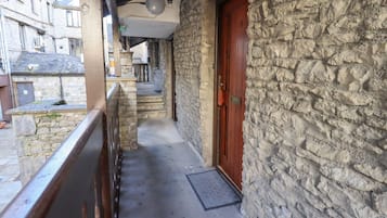 Cottage | Property grounds