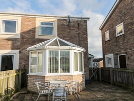 Cottage | Outdoor dining