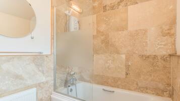 Cottage | Bathroom | Shower
