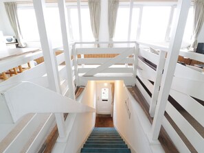 Cottage | Interior - Top Flat (Tighnabruaich)