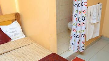 Shower, towels