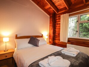 2 bedrooms, individually decorated, individually furnished, free WiFi - Spruce Lodge (Strathpeffer)