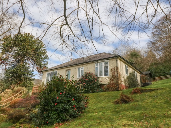 Cottage | Front of property