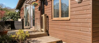 우드맨코트 로지