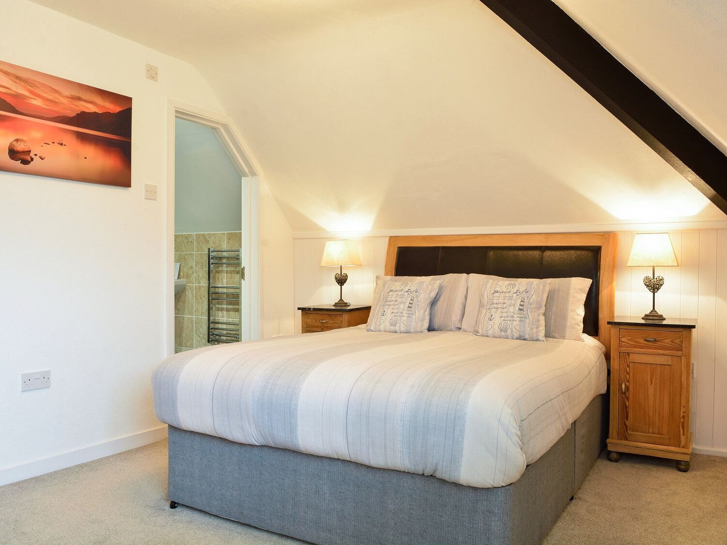 Cottage | 3 bedrooms, individually decorated, individually furnished, free WiFi